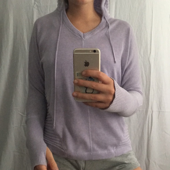 Pretty lavender yoga hoodie - Picture 2 of 3